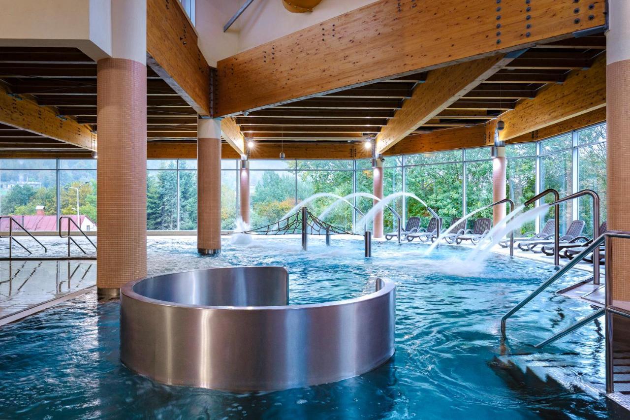Interferie Aquapark Sport Hotel Malachit Свєрадув-Здруй Екстер'єр фото