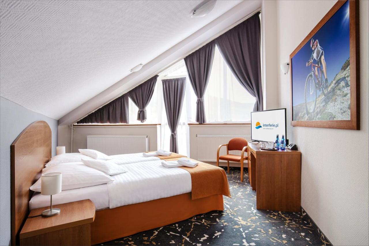 Interferie Aquapark Sport Hotel Malachit Свєрадув-Здруй Екстер'єр фото
